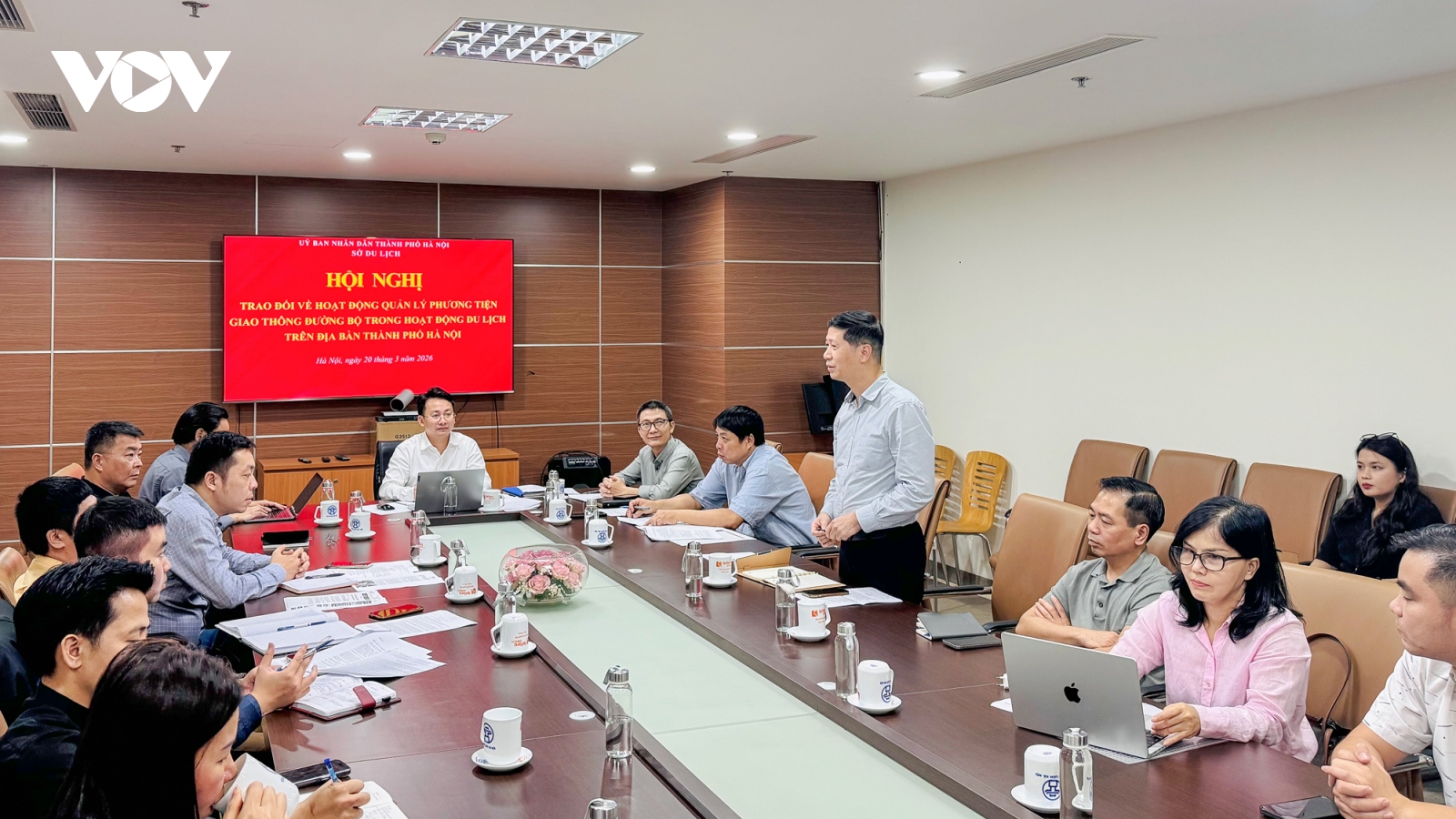 Cơ quan chức năng phản hồi việc xe du lịch trên 28 chỗ bị hạn chế ở Hà Nội