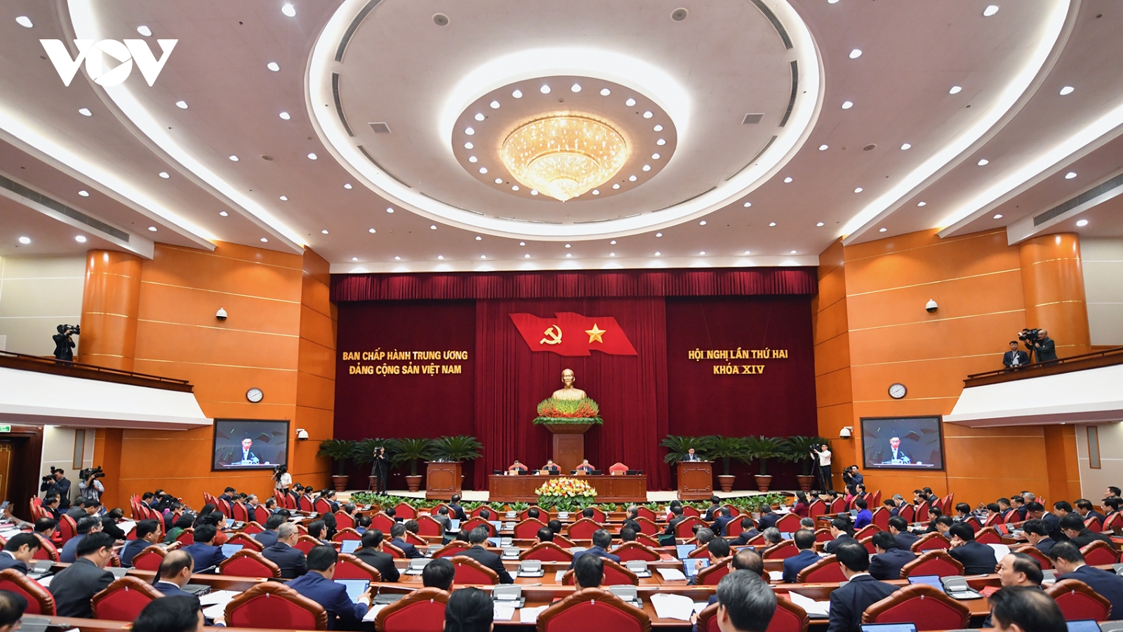 Toàn cảnh khai mạc Hội nghị lần thứ 2 Ban Chấp hành Trung ương Đảng khóa XIV