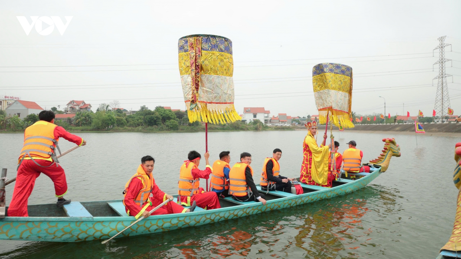 Rộn ràng lễ hội chùa Quỳnh Lâm giữa đất thiêng Bình Khê, Quảng Ninh