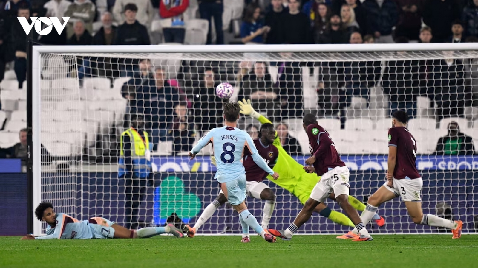Lịch thi đấu bóng đá hôm nay 9/3: Xác định đội cuối cùng vào tứ kết FA Cup