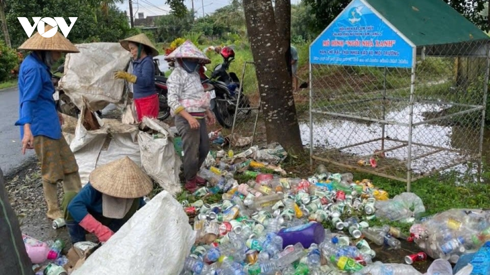 “Ngôi nhà xanh” của phụ nữ Quảng Trị bảo vệ môi trường, gây quỹ hỗ trợ người nghèo