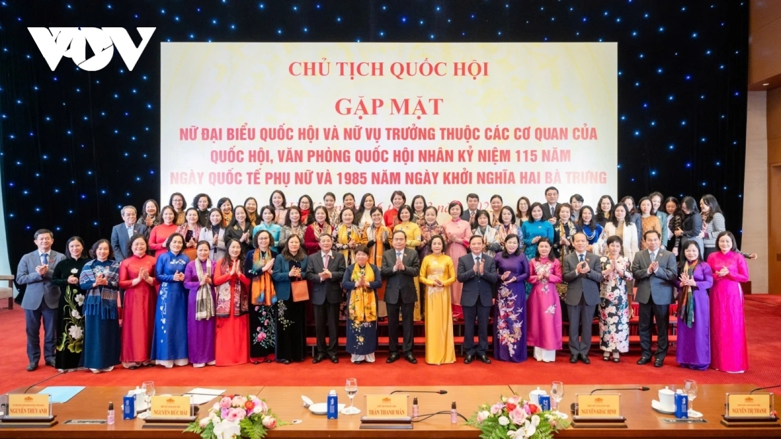 Phụ nữ tham chính: Từ bước tiến về tỷ lệ đến yêu cầu tham gia thực chất