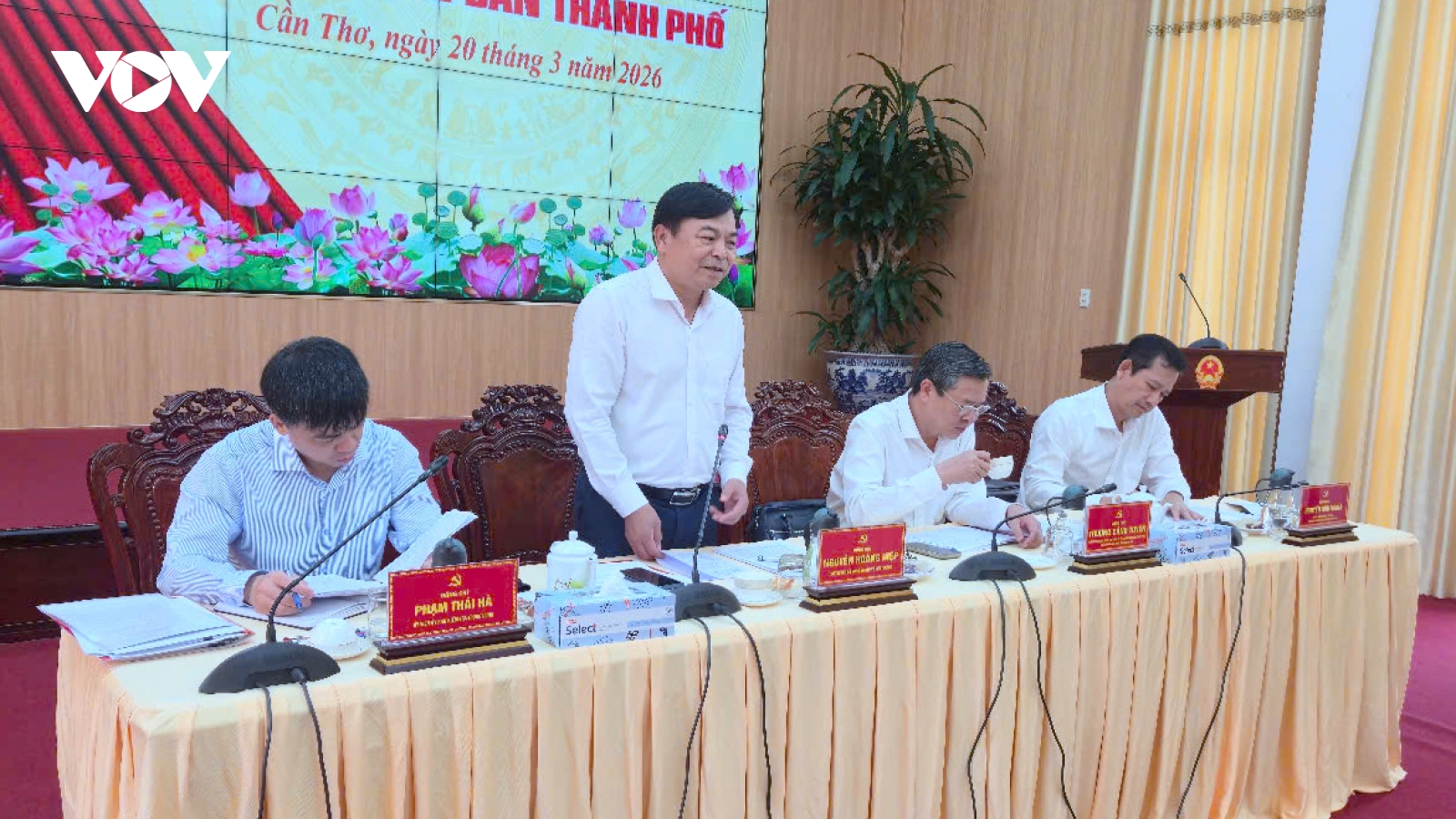 Đoàn kiểm tra của Bộ Chính trị làm việc với UBND TP Cần Thơ