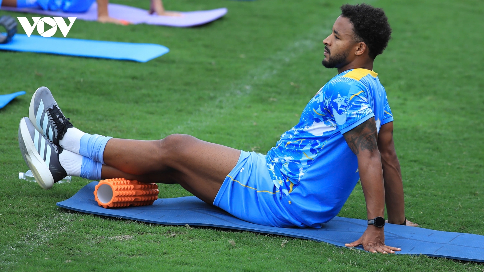 Xuân Son tập riêng, ĐT Việt Nam chưa đủ quân số trước trận gặp Malaysia