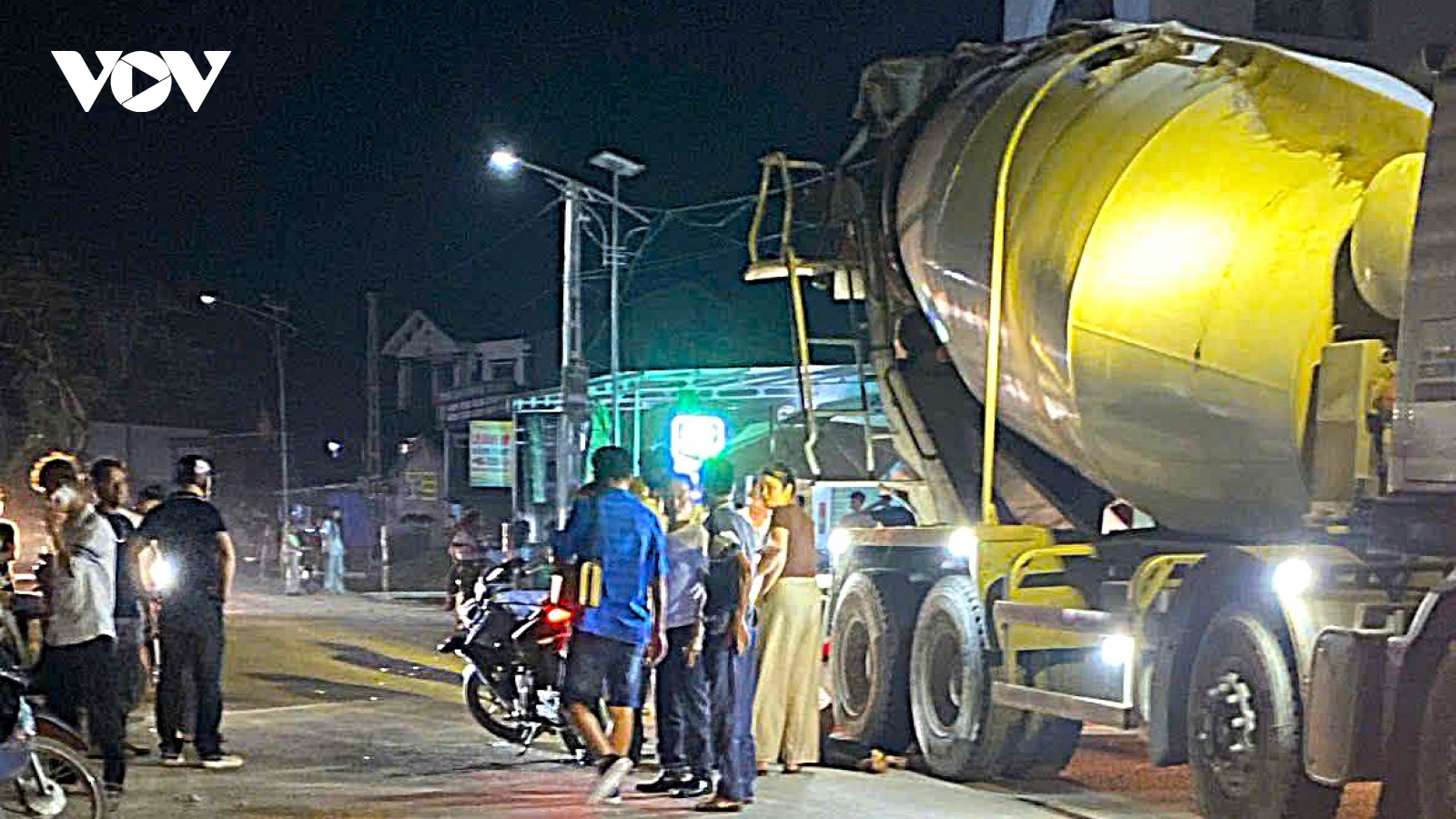 Chú rể tử vong trước ngày cưới do tai nạn giao thông ở Nghệ An