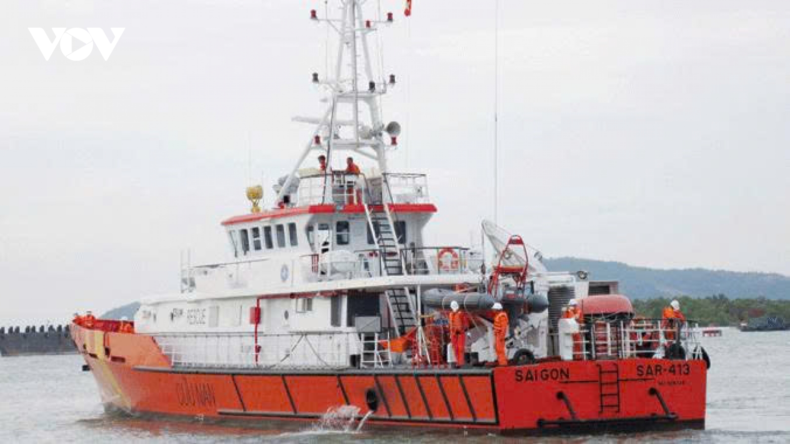 Chìm tàu chở 35.000 tấn cát ngoài khơi Sóc Trăng, khẩn cấp tìm kiếm 4 thuyền viên