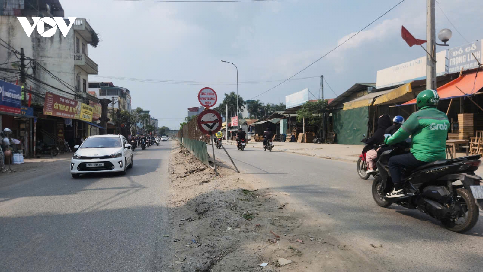 Hà Nội: Đường Tố Hữu nối đường 70 “đắp chiếu” gần 10 năm, dân khổ vì bụi, lầy lội