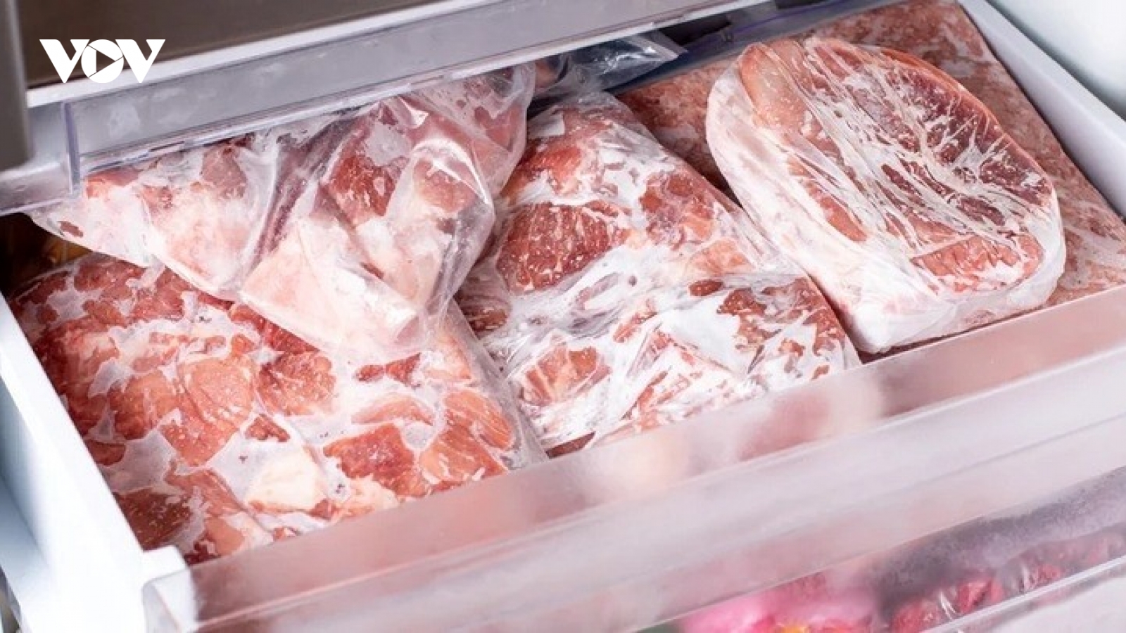 Thịt lợn để trong tủ lạnh lâu ngày cực hại sức khỏe, có 5 điểm này phải vứt ngay