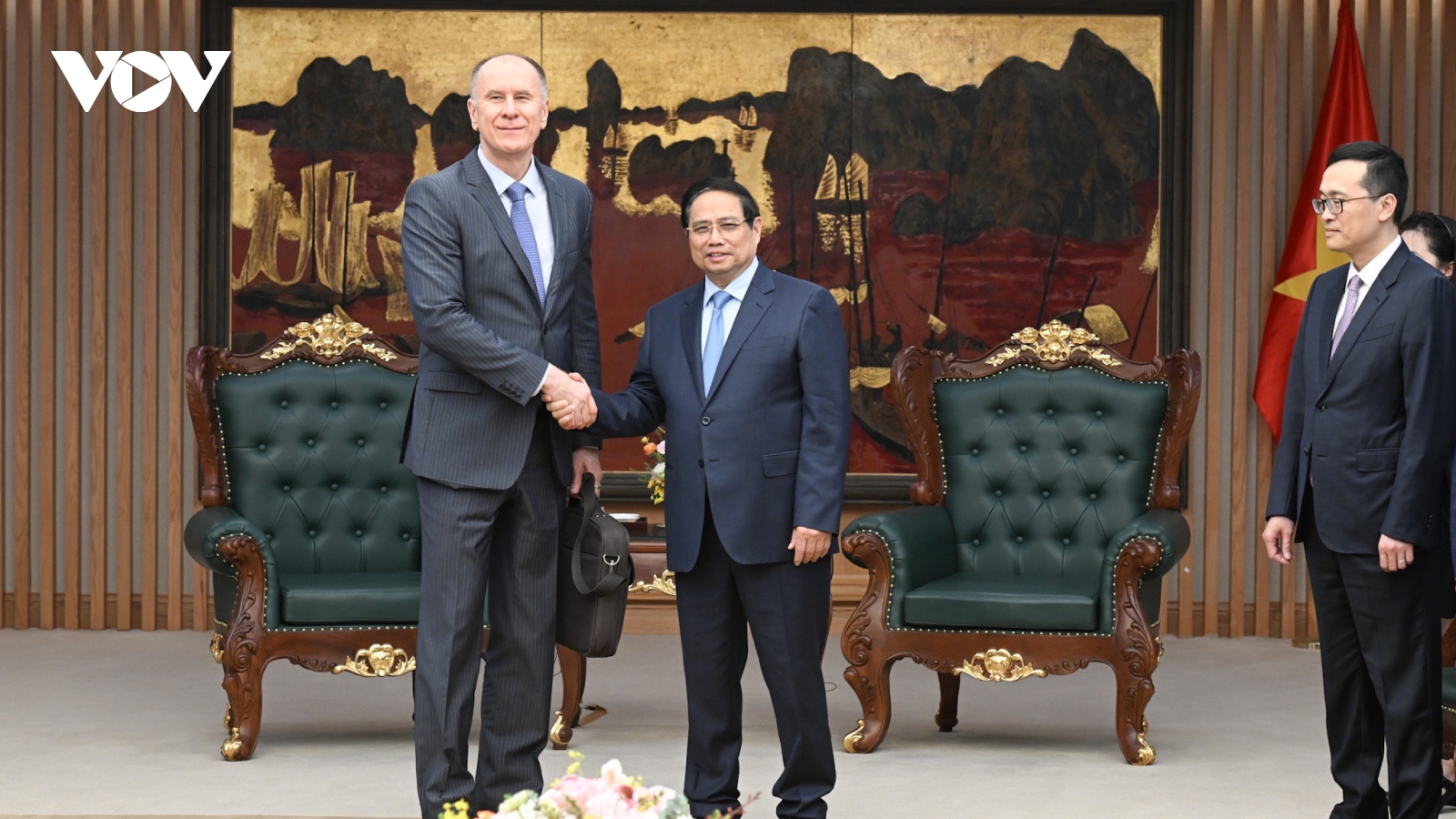 Thủ tướng Phạm Minh Chính tiếp Đoàn cán bộ Quỹ Tiền tệ Quốc tế