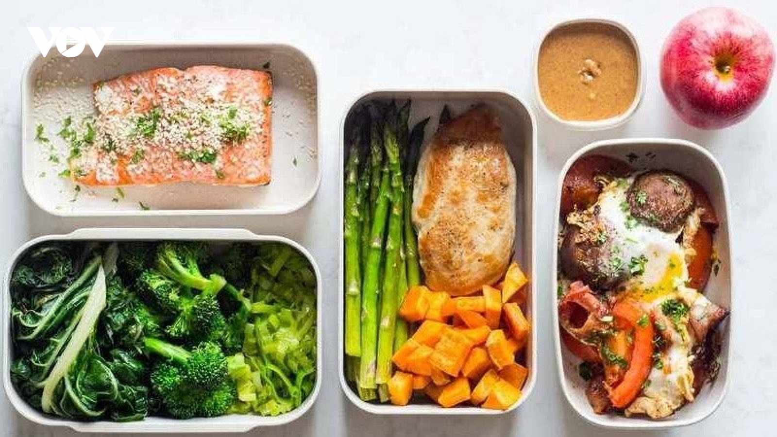 Muốn siết dáng hiệu quả? Thử ngay 4 thực đơn tăng cơ giảm mỡ này