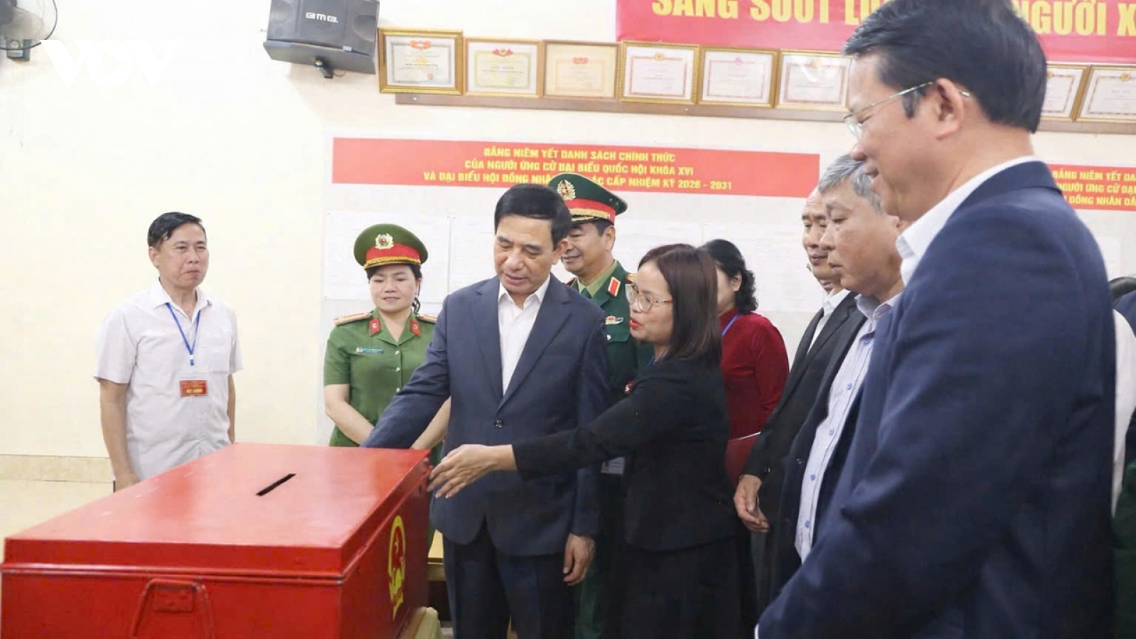 Đại tướng Phan Văn Giang giám sát, kiểm tra công tác bầu cử tại Thái Nguyên