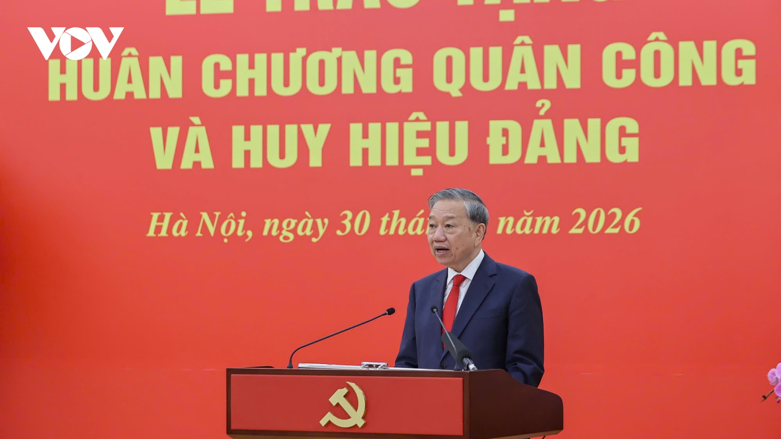 Tổng Bí thư Tô Lâm dự Lễ trao tặng Huân chương Quân công và Huy hiệu Đảng