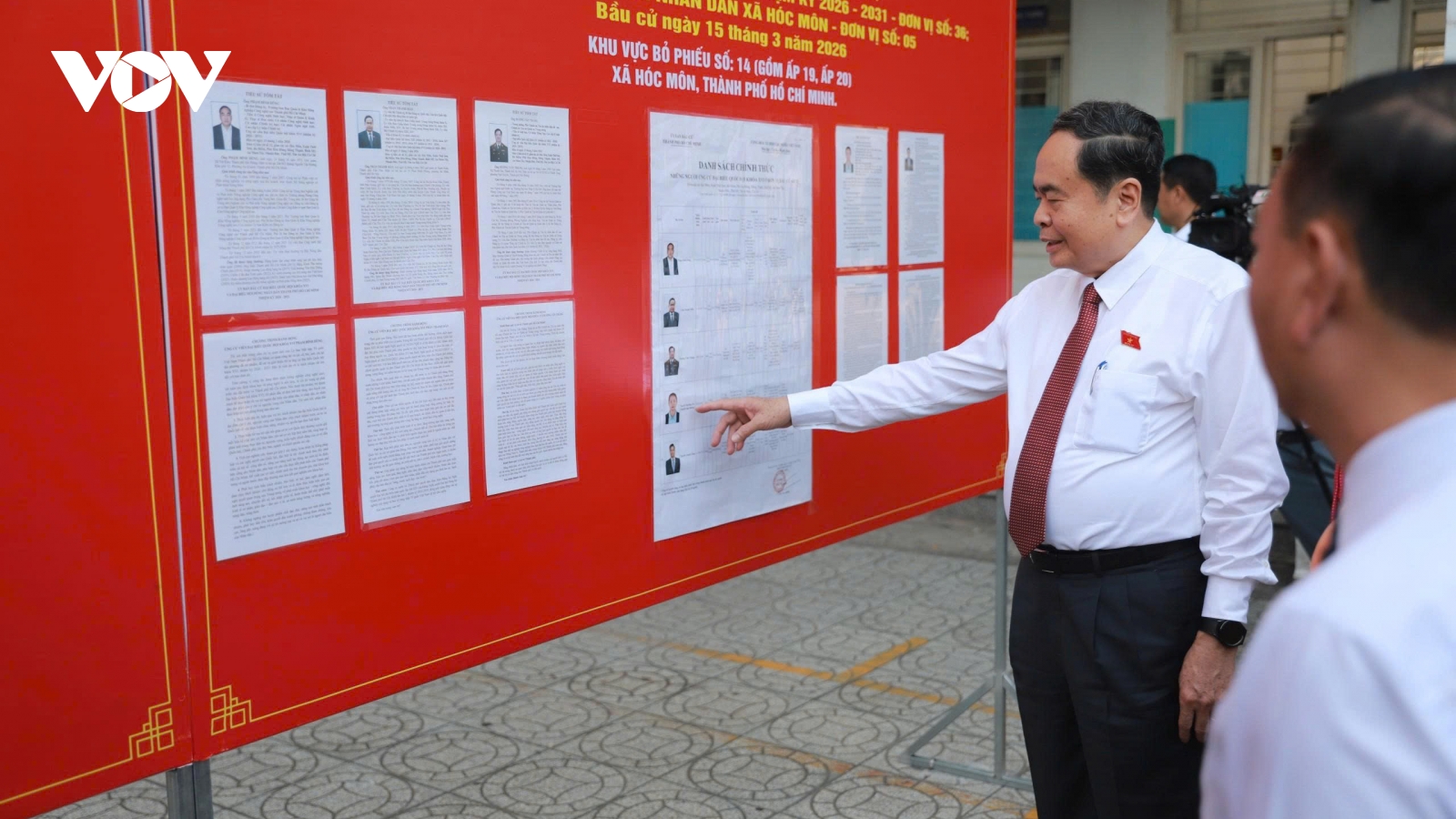 Nhân sự cho bầu cử được chuẩn bị từ sớm, từ xa