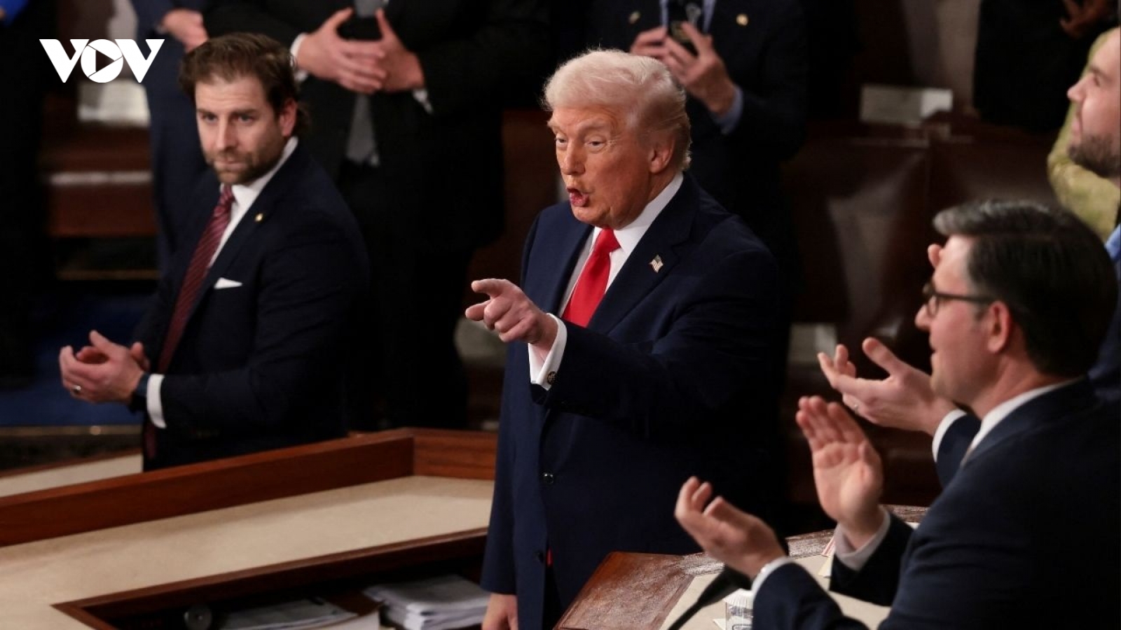 Ông Trump yêu cầu Iran "đầu hàng vô điều kiện"