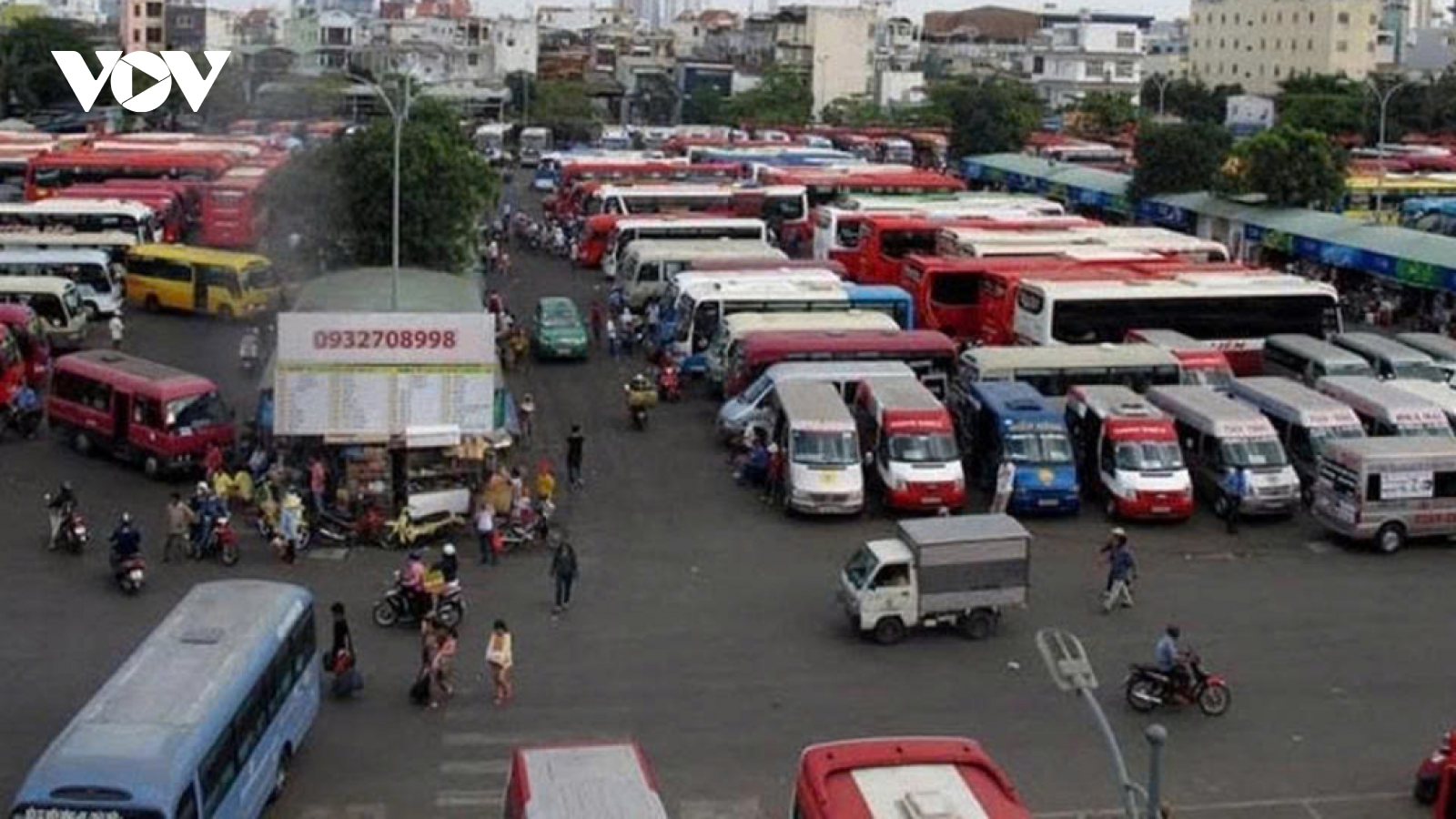 Bộ trưởng Trần Hồng Minh yêu cầu siết giá cước vận tải trước biến động xăng dầu