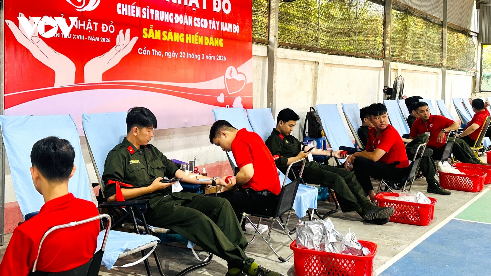 Cần Thơ tiếp nhận gần 680 đơn vị máu trong ngày “Chủ nhật đỏ”