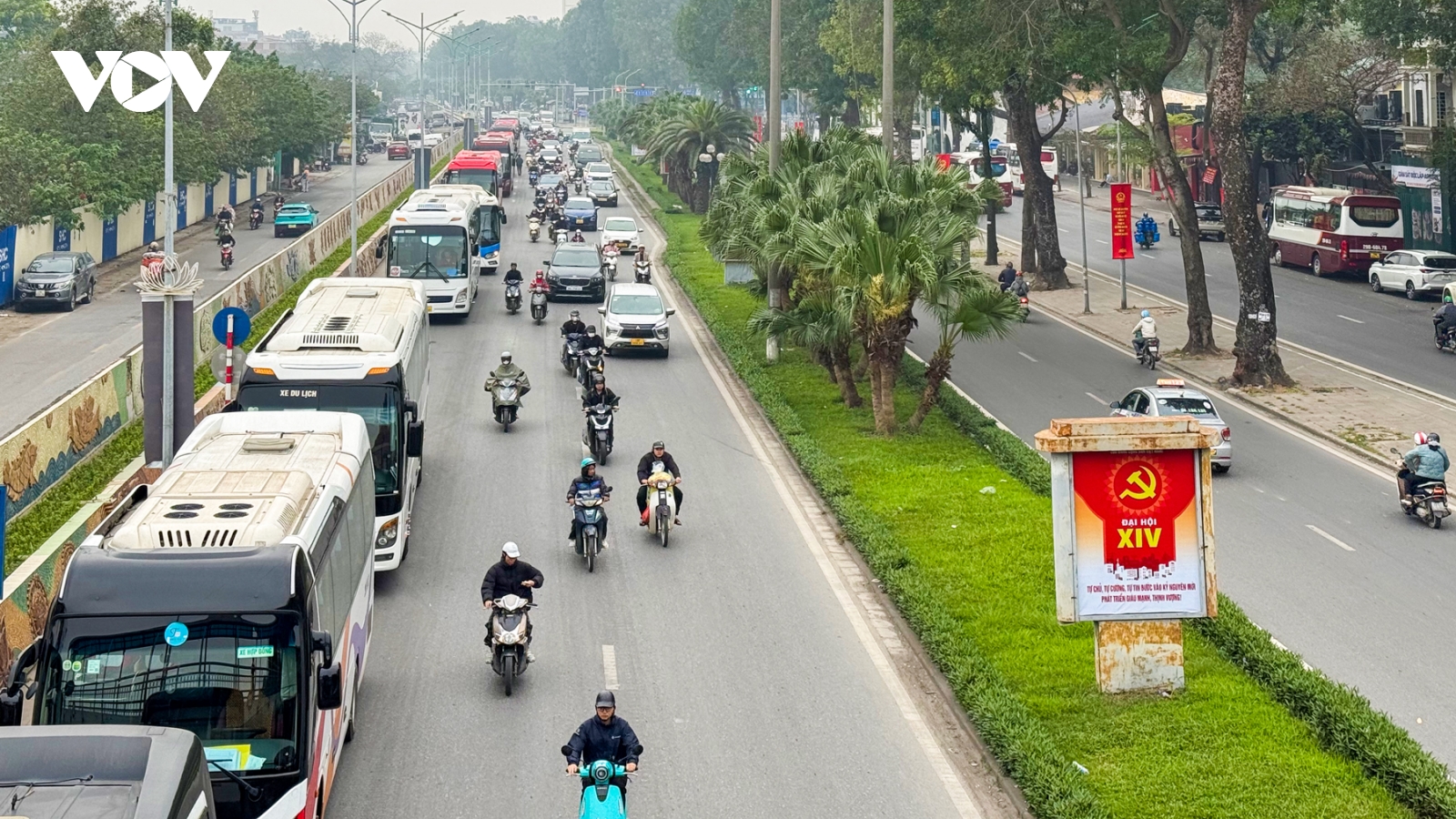 Xe du lịch bị hạn chế ở trung tâm Hà Nội, khách quốc tế có chọn điểm đến khác?