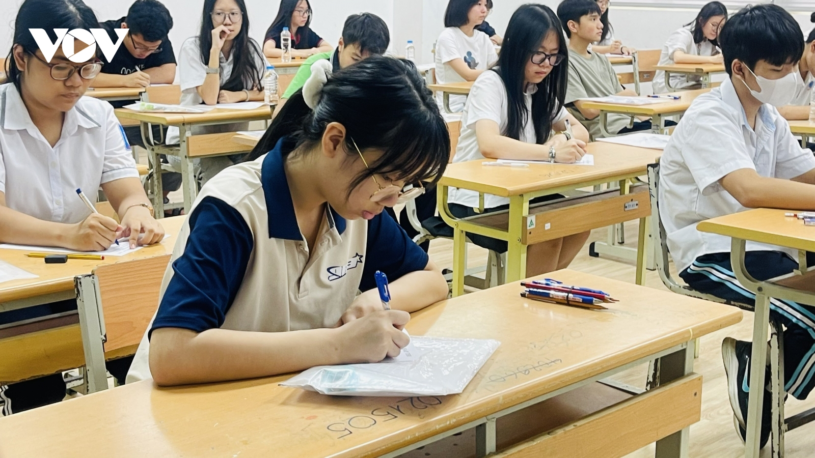 Tuyển sinh chuyển cấp: Áp lực cạnh tranh vẫn chưa hạ nhiệt