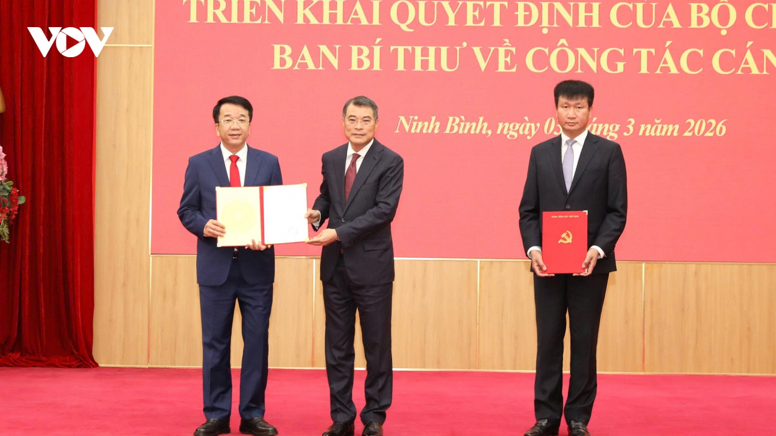 Ông Nguyễn Thanh Bình được giới thiệu giữ chức Chủ tịch tỉnh Ninh Bình