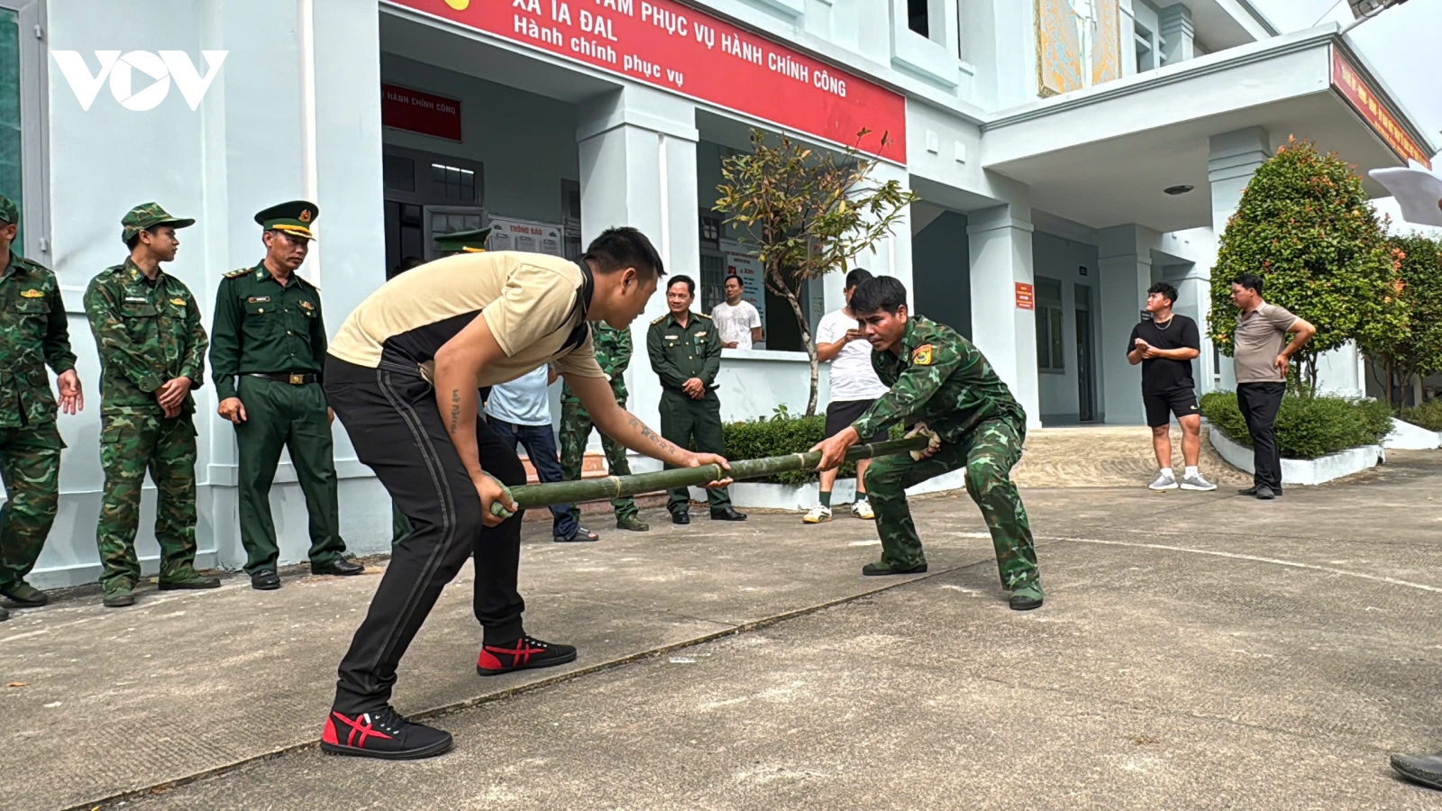 Ngày hội của thế trận lòng dân nơi biên giới Quảng Ngãi