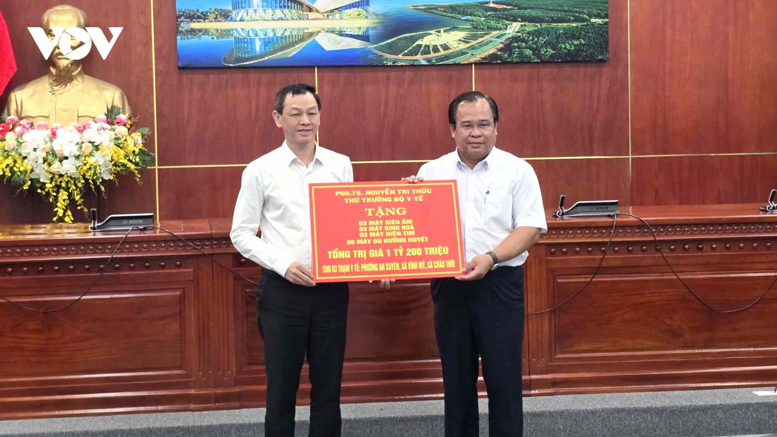 Cà Mau: Y tế cơ sở đang gặp khó từ nhân lực đến nguồn lực