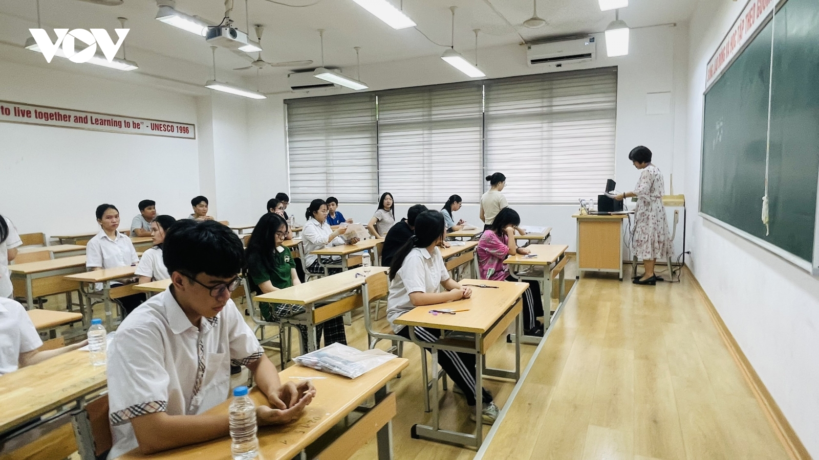 Kỳ thi vào lớp 10 tại Hà Nội diễn ra ngày 30-31/5/2026