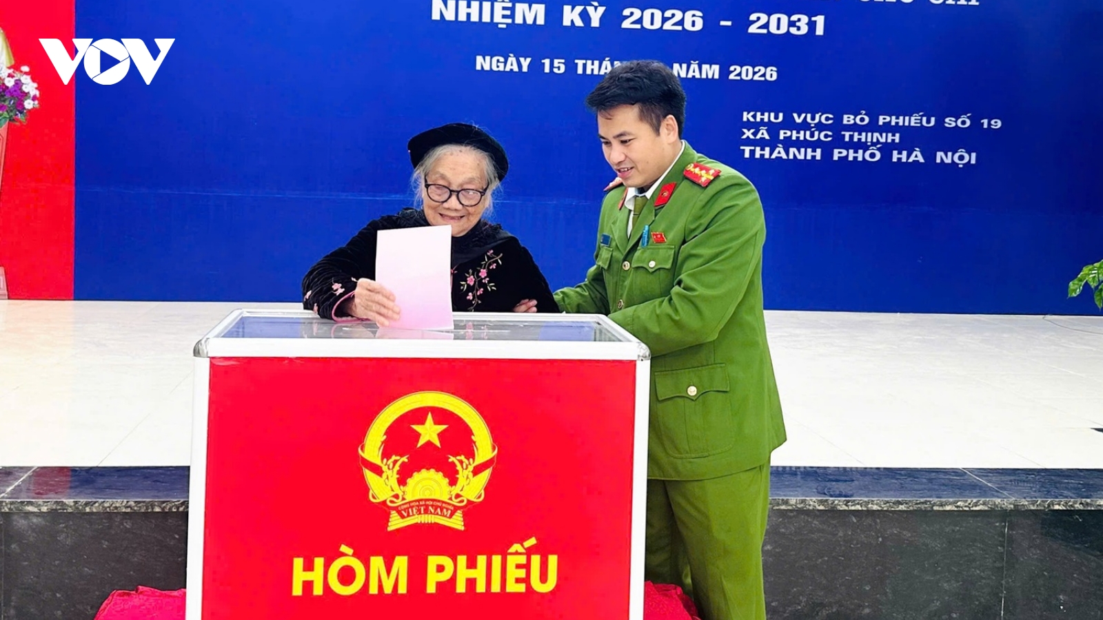 Đảm bảo tuyệt đối an ninh trật tự, hỗ trợ bầu cử, công an Thủ đô ra quân 100%