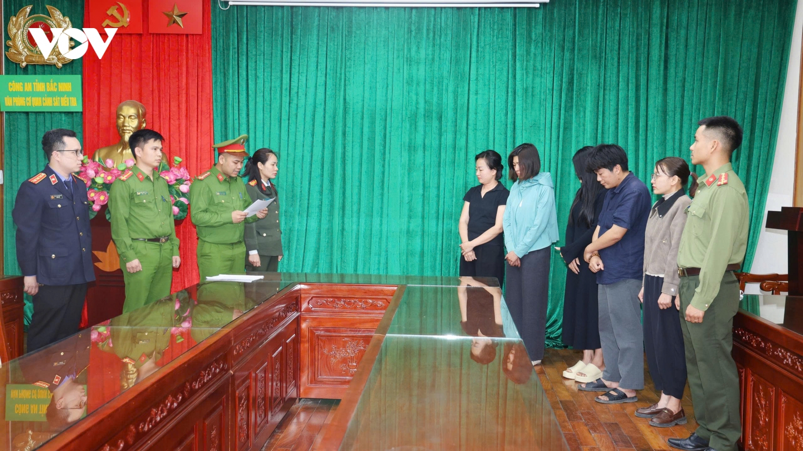 Khởi tố nhóm làm giả tài liệu để mua nhà ở xã hội ở Bắc Ninh