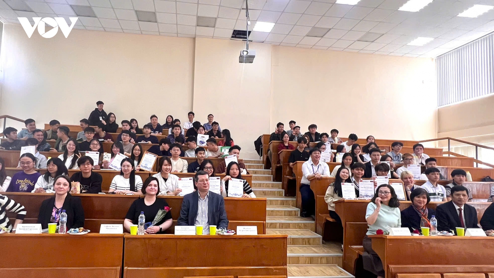 Sôi động kỳ thi Olympic dành cho sinh viên Việt Nam tại Nga - OLMOS 2026