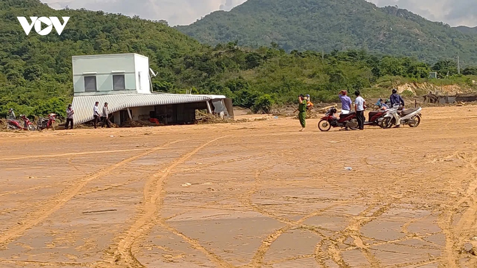 Diễn biến mới nhất vụ vỡ hồ chứa trên núi Tân Lai làm 1 người tử vong