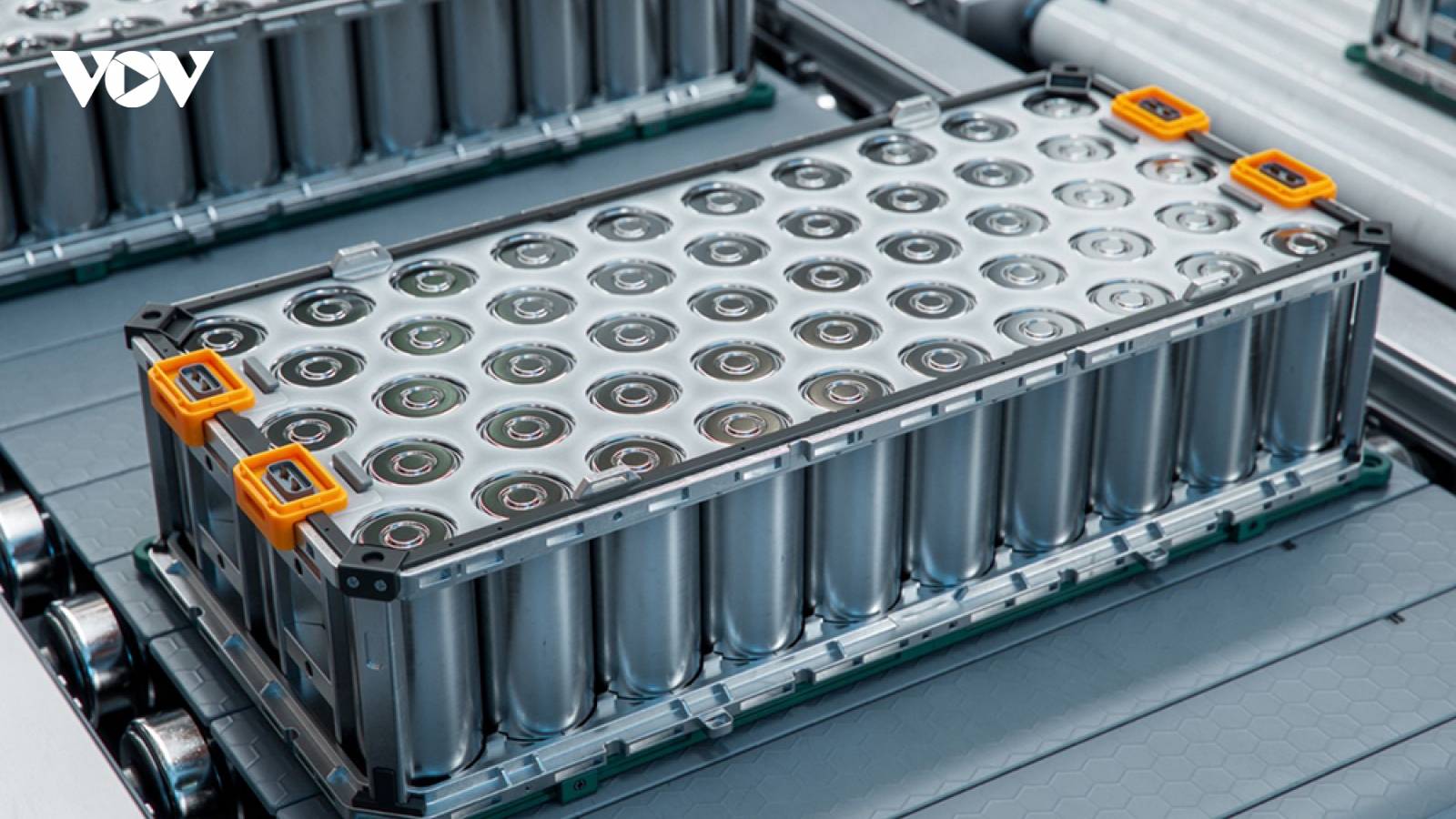 Trung Quốc đột phá công nghệ pin sắt rẻ hơn lithium 80 lần, bền tới 16 năm