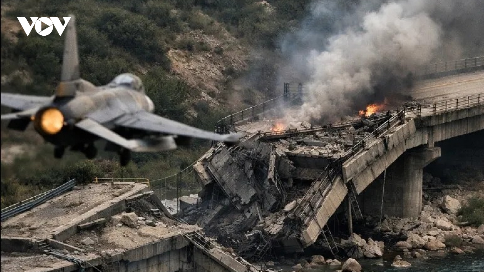 Israel tiếp tục phá hủy các cây cầu bắc qua sông Litani ở Lebanon