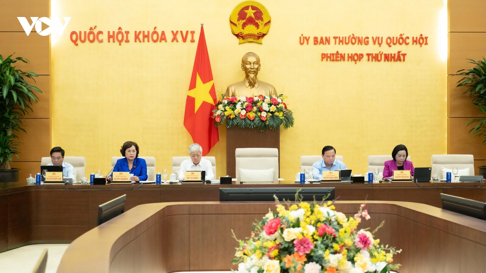 Ủy ban Thường vụ Quốc hội cho ý kiến về nhiều nội dung quan trọng