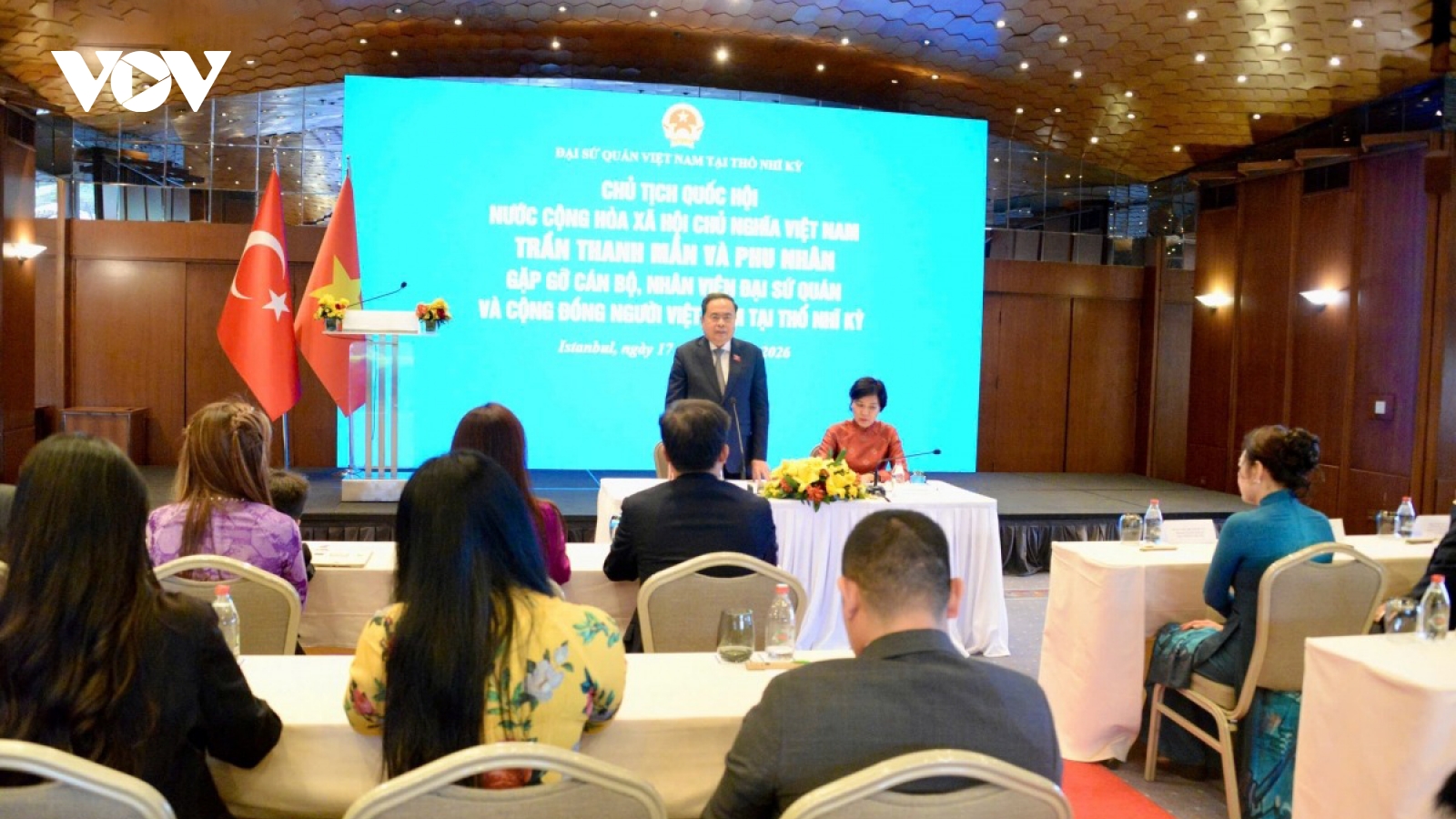 National Assembly Chairman meets Vietnamese community in Türkiye