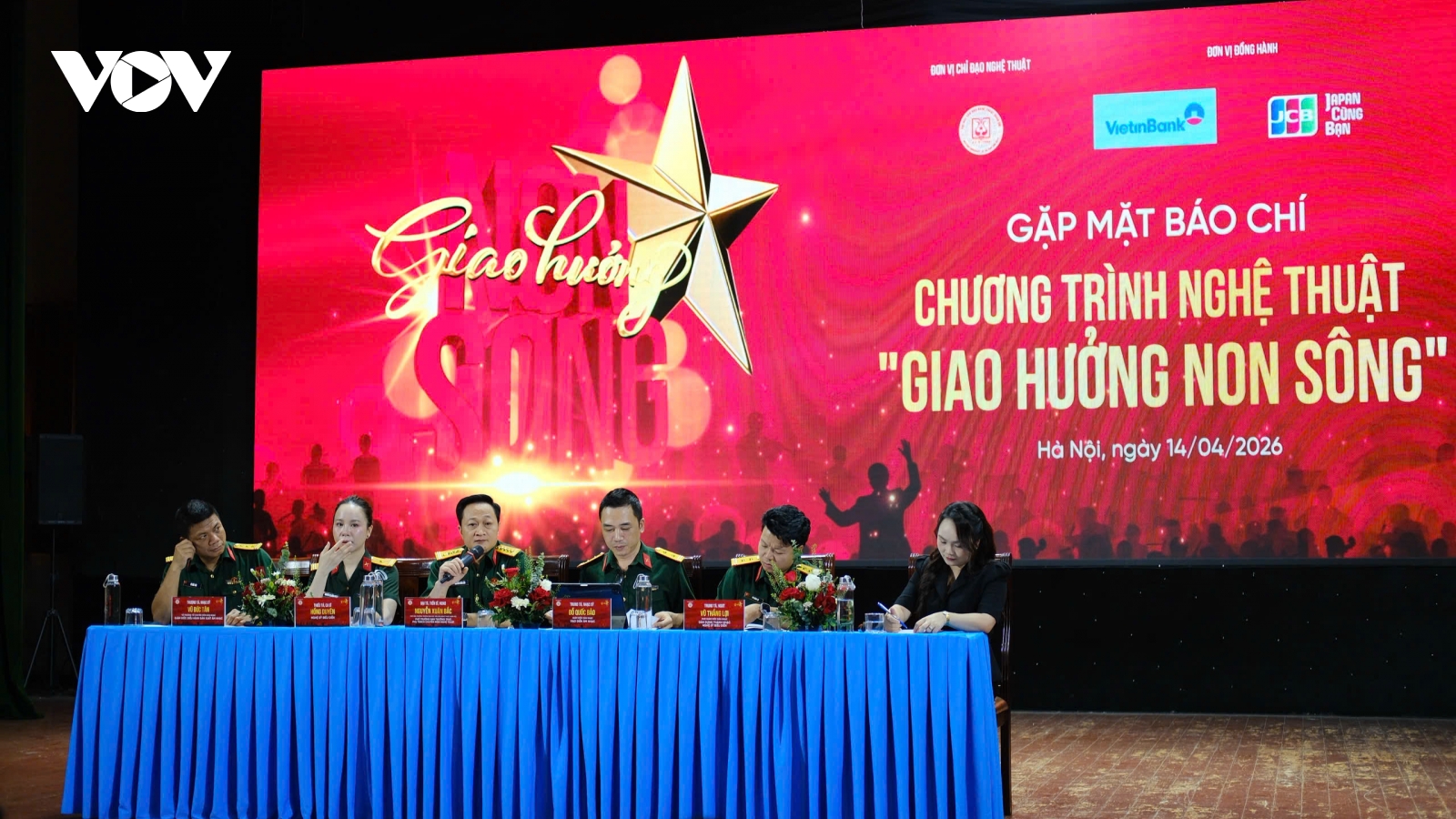 Lần hiếm hoi dàn nhạc giao hưởng biểu diễn ngoài trời quy mô lớn tại Việt Nam