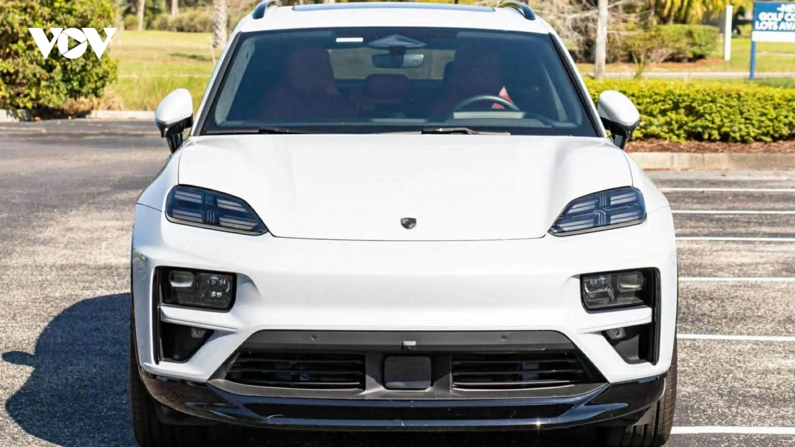 Porsche Macan Electric mất giá tới 27% chỉ sau 2.400 km