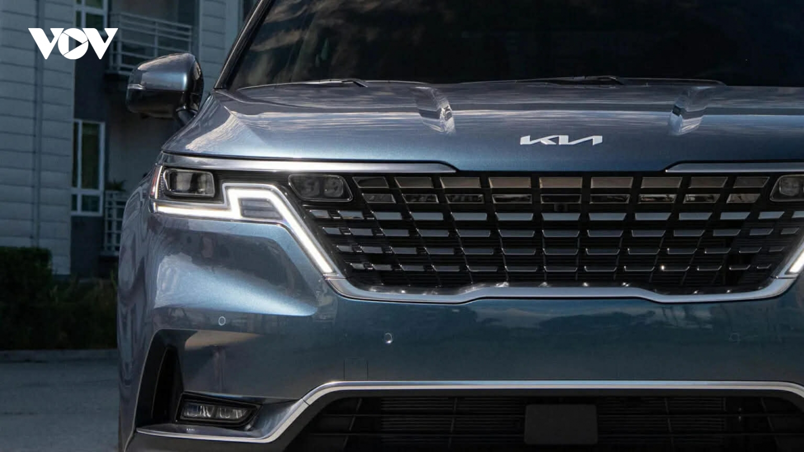Kia triệu hồi hơn 141.000 xe Carnival do nguy cơ rò rỉ nhiên liệu
