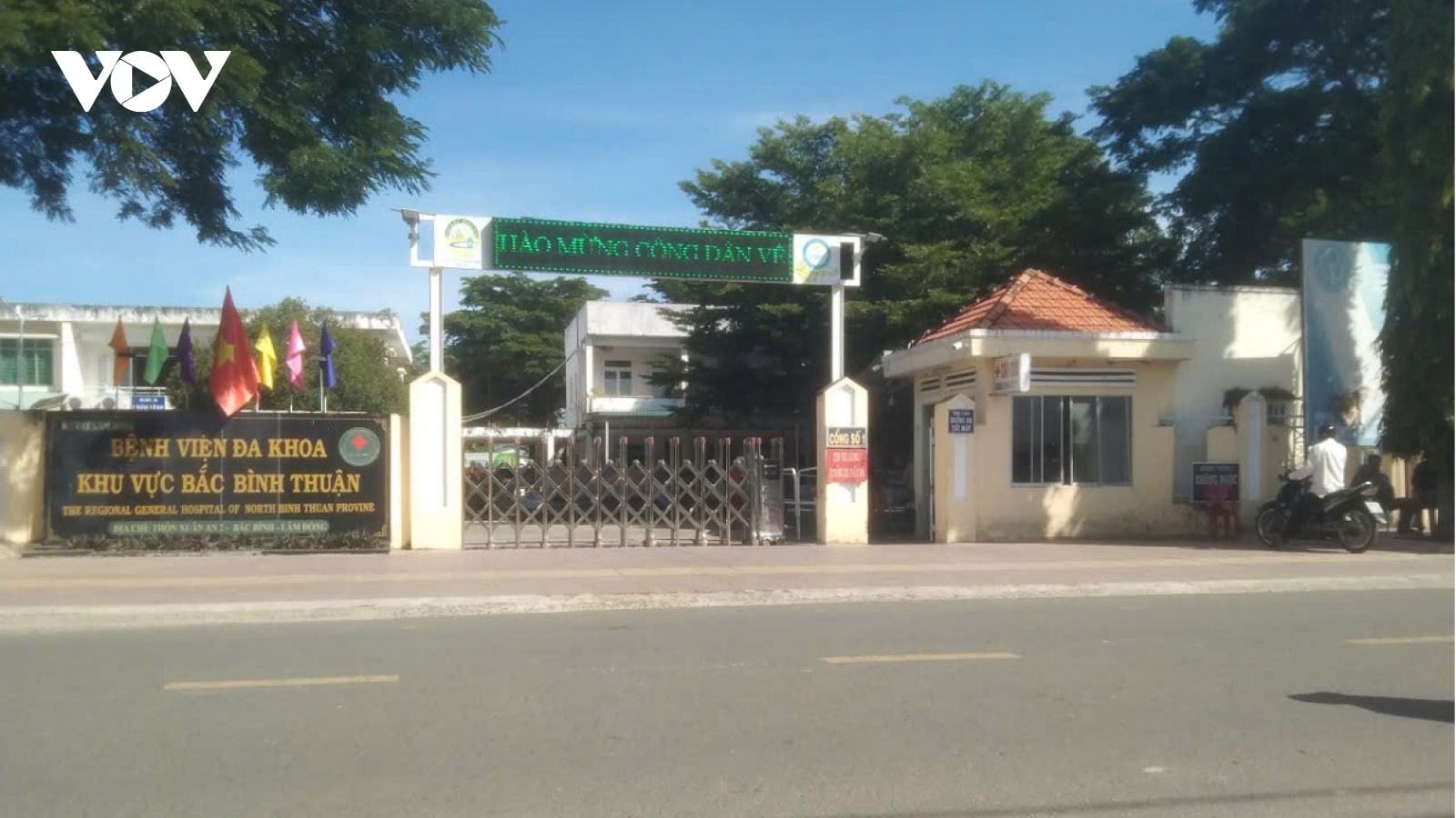 Hàng trăm nhân viên bệnh viện ở Lâm Đồng bị nợ lương nhiều tháng