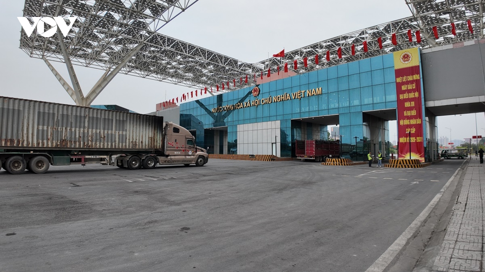 Quảng Ninh: Thông quan cuối tuần tạo đà cho xuất nhập khẩu