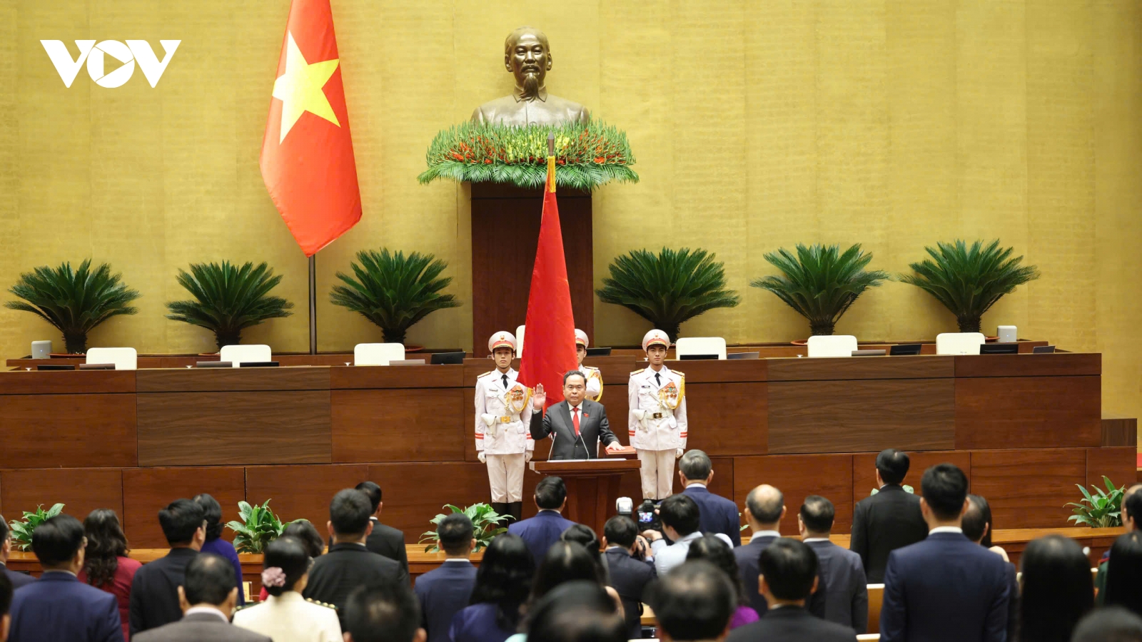 Chủ tịch Quốc hội Trần Thanh Mẫn tuyên thệ nhậm chức