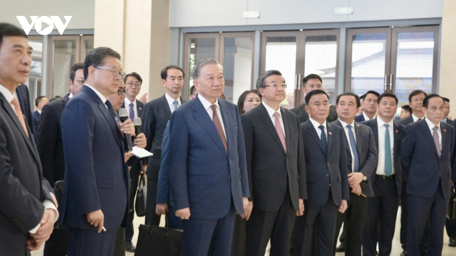 Party chief and President To Lam visits Xiong’an New Area in China's Hebei