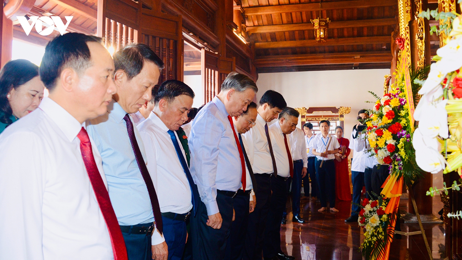 Party chief pays tribute to late General Secretary Ha Huy Tap