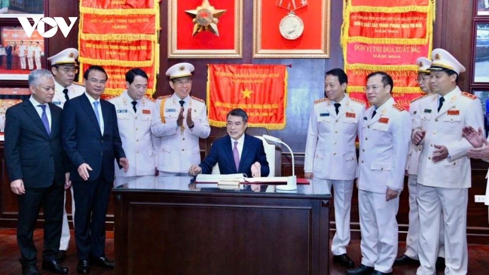 PM calls for proactive crime prevention, no surprise in crime fight