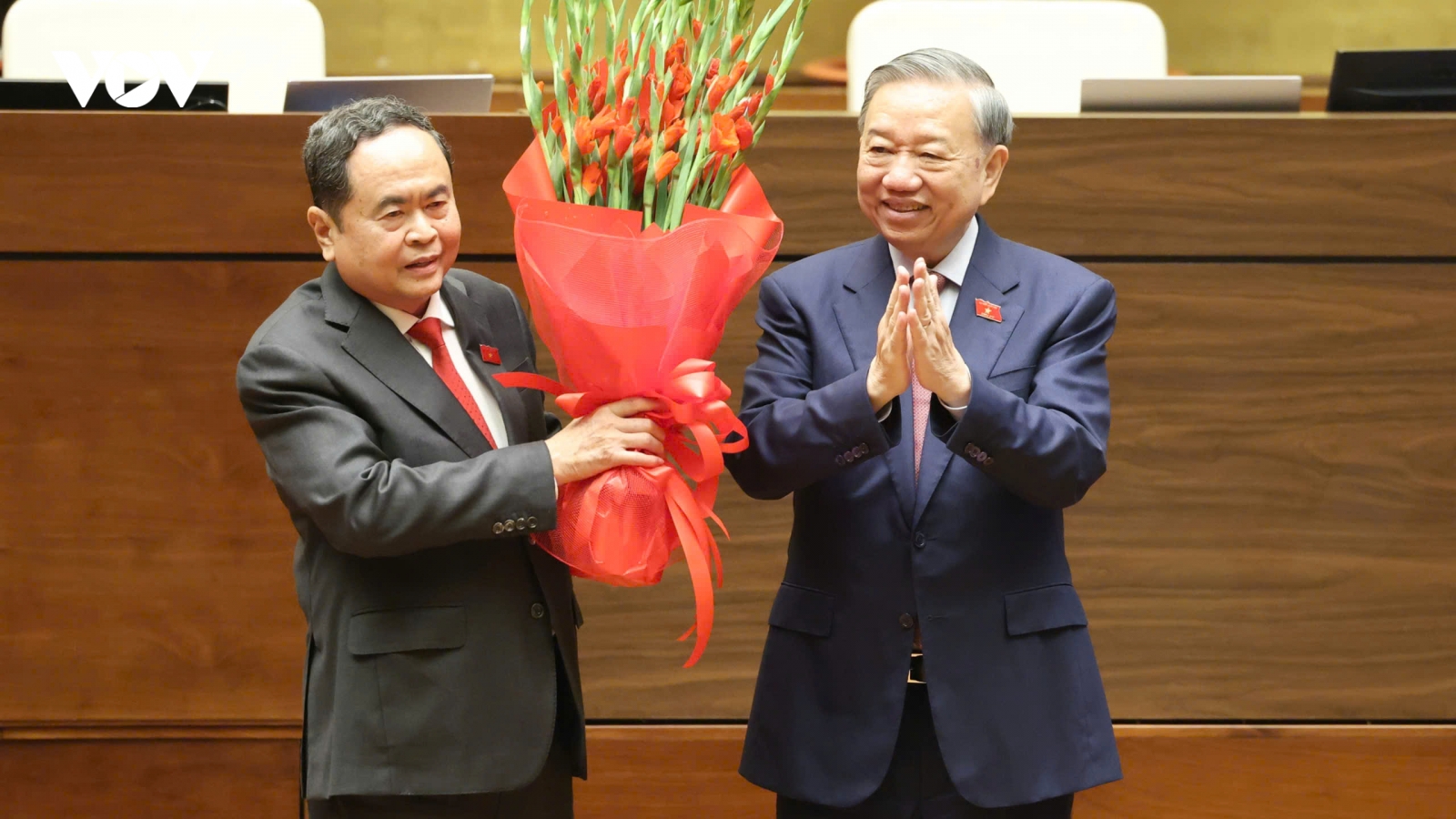 Chủ tịch Quốc hội phát biểu nhậm chức: Nói đi đôi với làm, quyết liệt hành động