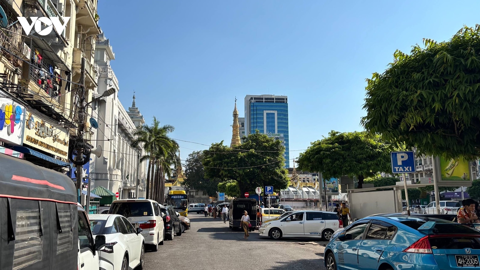 Myanmar thiết quân luật tại 60 thị trấn