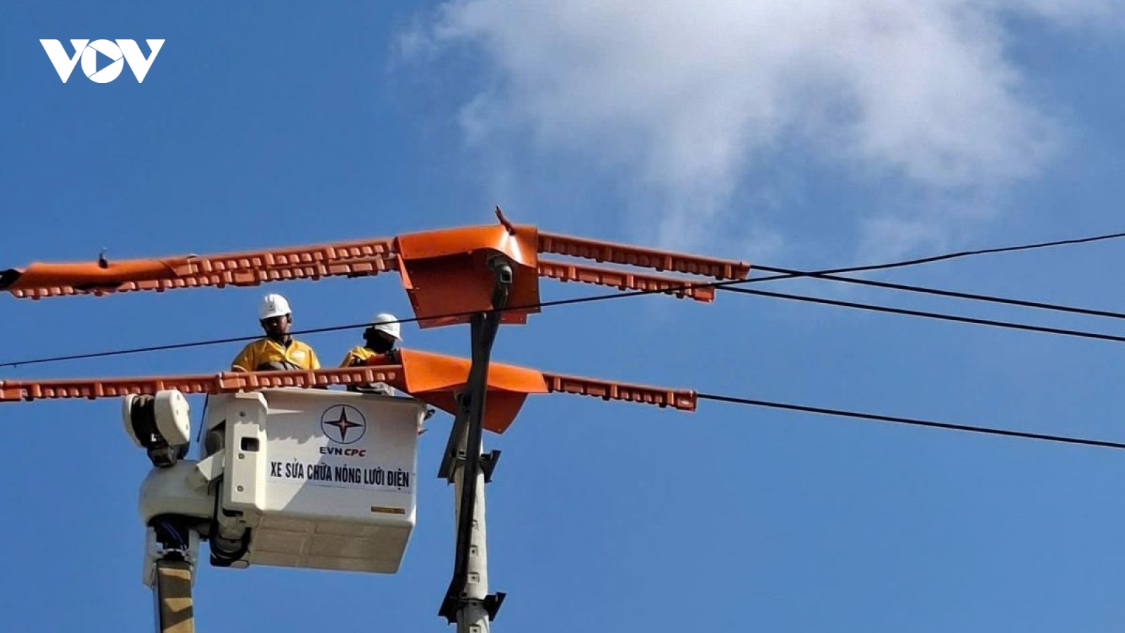 Điện lực Huế bảo đảm cung cấp điện ổn định mùa khô 2026