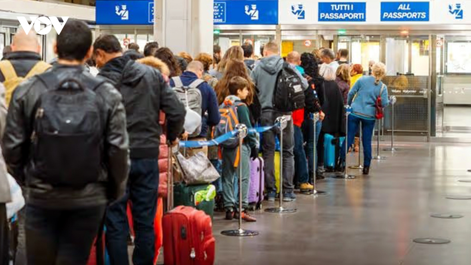 Hy Lạp là quốc gia đầu tiên của EU thay đổi quy định về kiểm tra sinh trắc học
