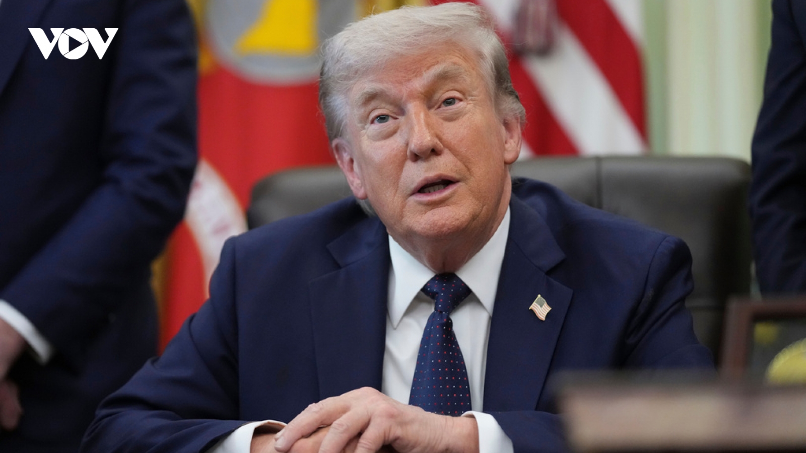 Ông Trump nói "không muốn vội vàng" giải quyết xung đột với Iran