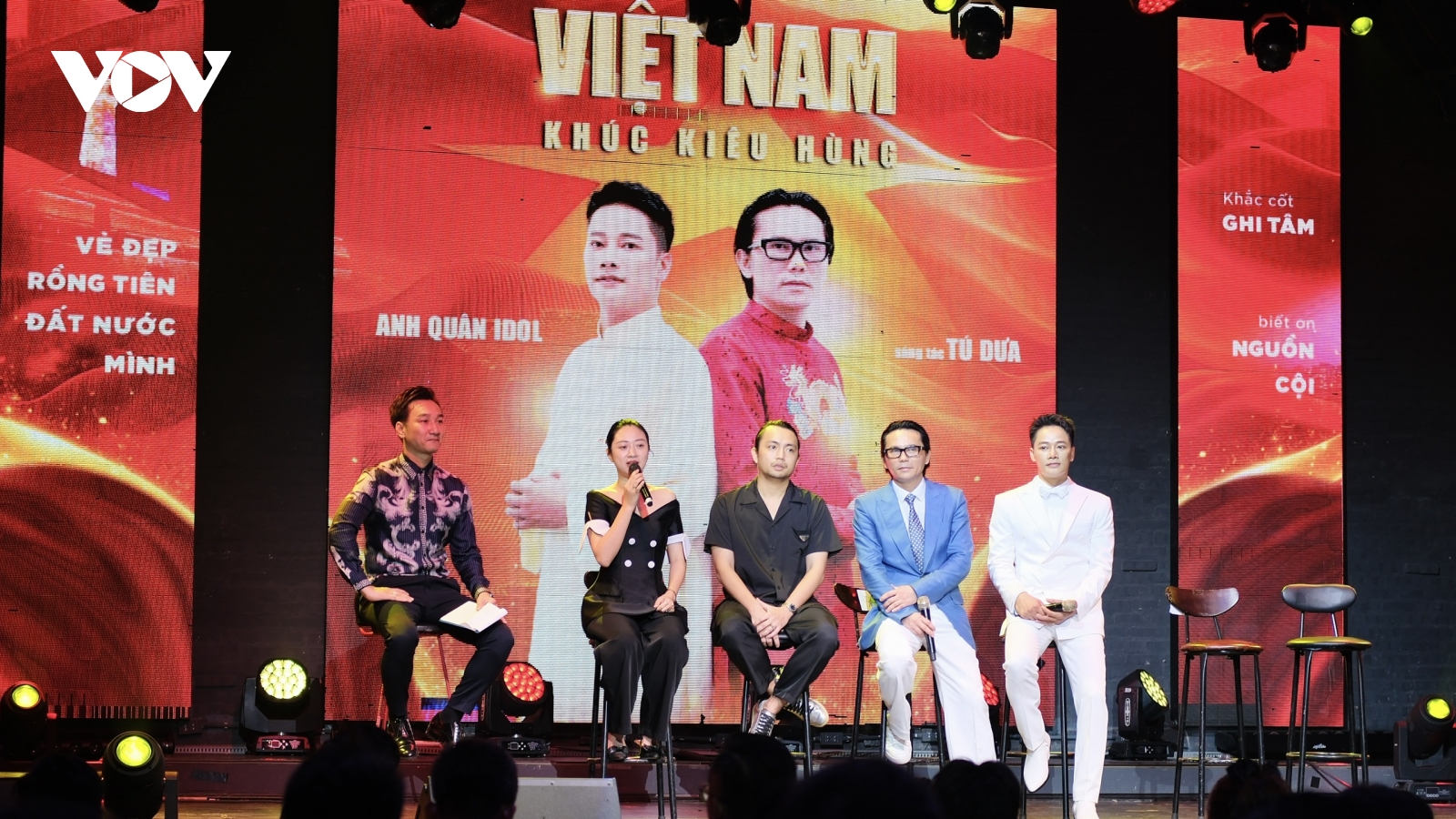 Anh Quân Idol: Từ hit 120 triệu view đến khúc ca kiêu hùng về Việt Nam