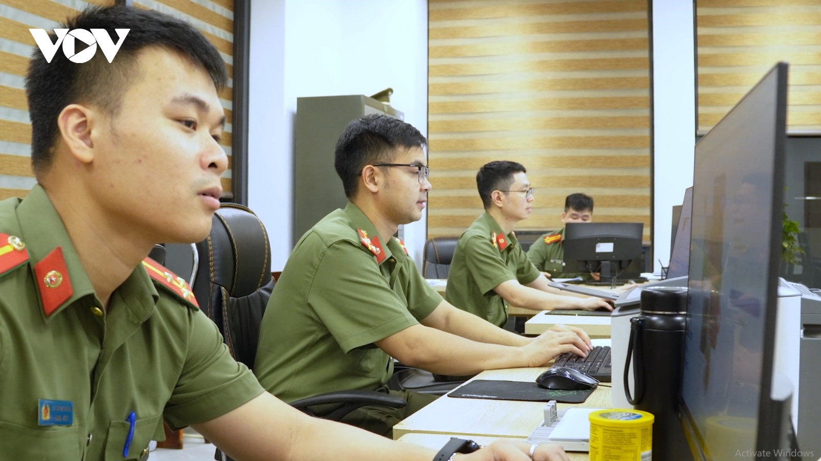Quảng Ninh giữ an ninh từ sớm, từ xa trên không gian mạng